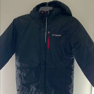 Columbia Black Raincoat with Hood and Water-Resistant Material